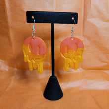 Load image into Gallery viewer, Drippy Smileys Earrings
